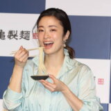 【2024】丸亀製麺のCM出演している女優は上戸彩！歴代出演者もまとめ